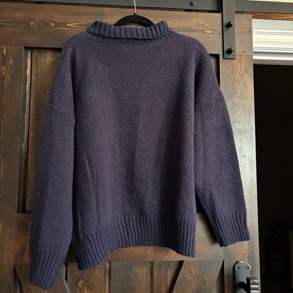 ❗️FINAL❗️SHEIN Navy Sweater with Red Bow Accent 1X - Picture 2 of 6